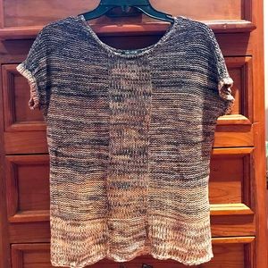 Nic & Zoe beautiful short sleeve knitted top